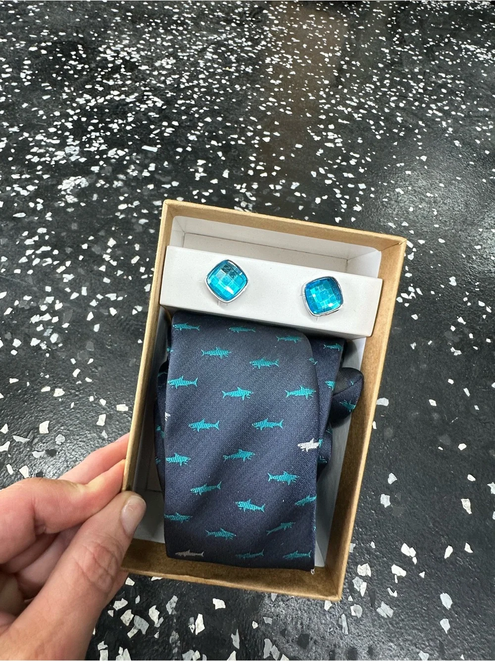TOSSIDO Mens Shark Print Necktie Blue Cufflinks Gift Set Boxed Novelty Tie